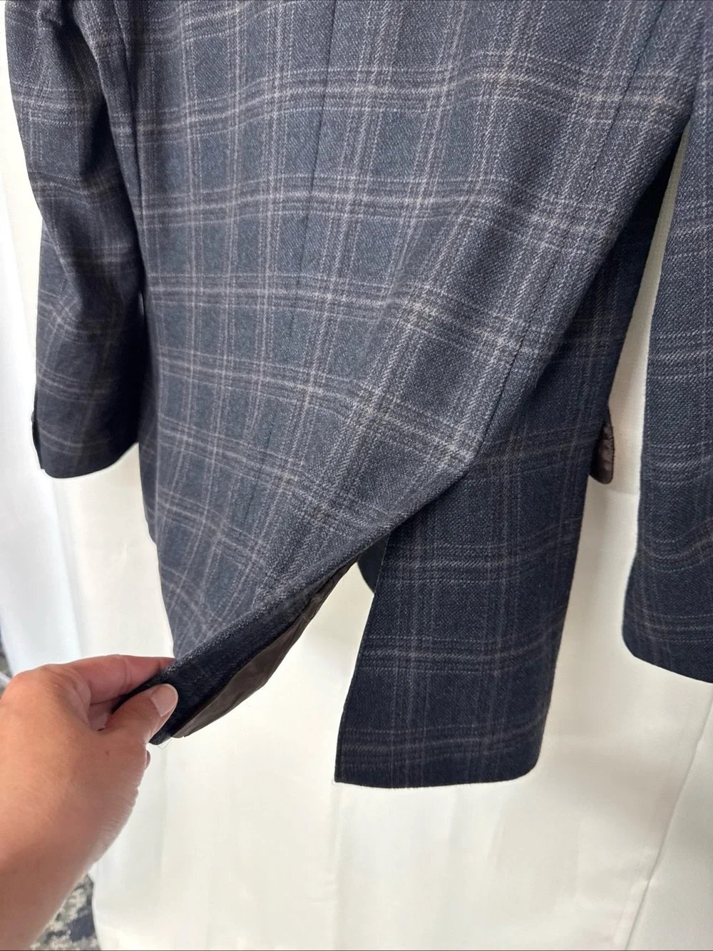 VTG Banana Republic Wool Blazer Mens 42S‎ Blue Plaid Jacket Sport Coat 3 Button